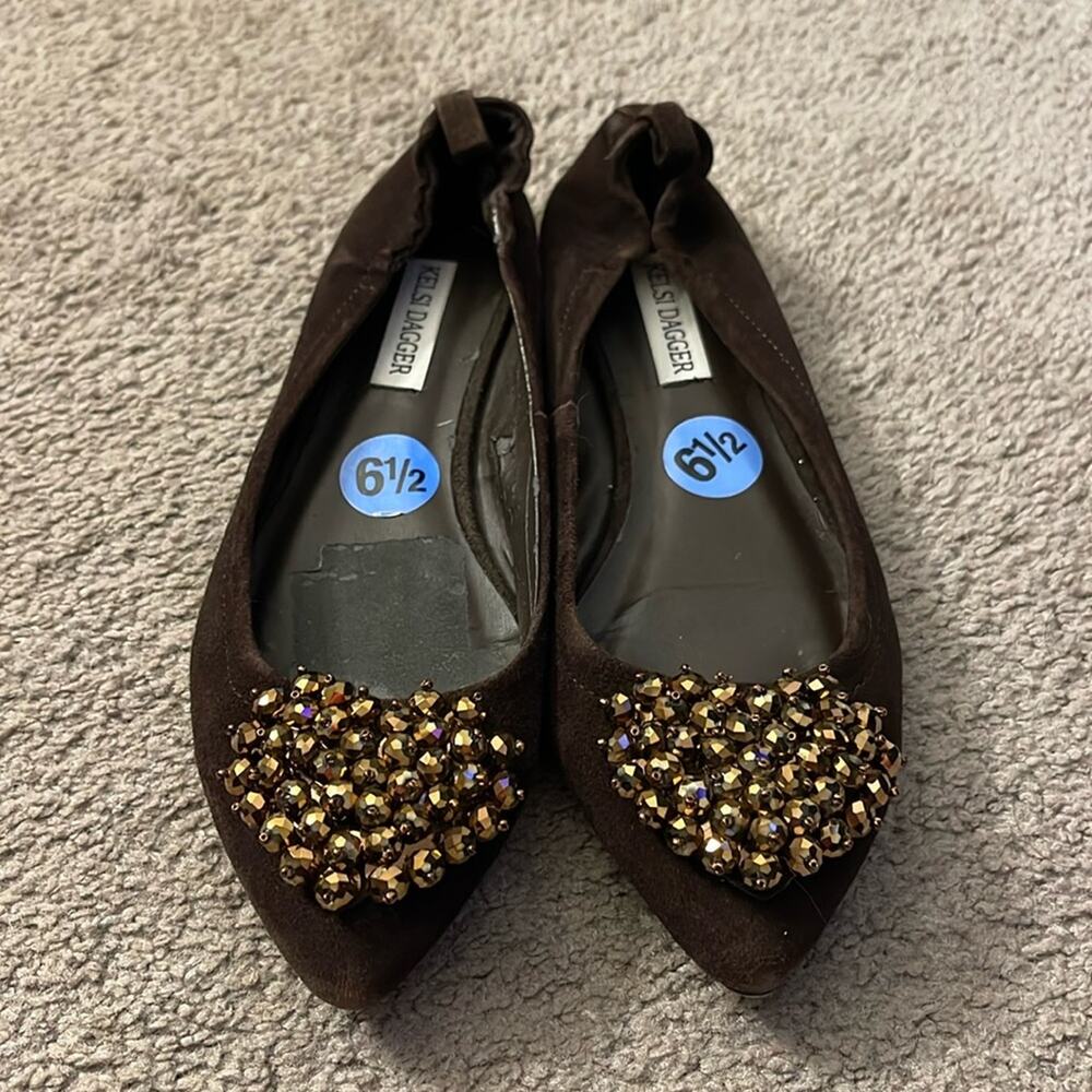 KELSI DAGGER Brown / Bronze Heart Embellished Flat Shoes Size 6.5